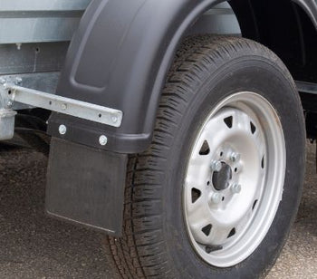 How To Choose the Best Tires for Your Trailer