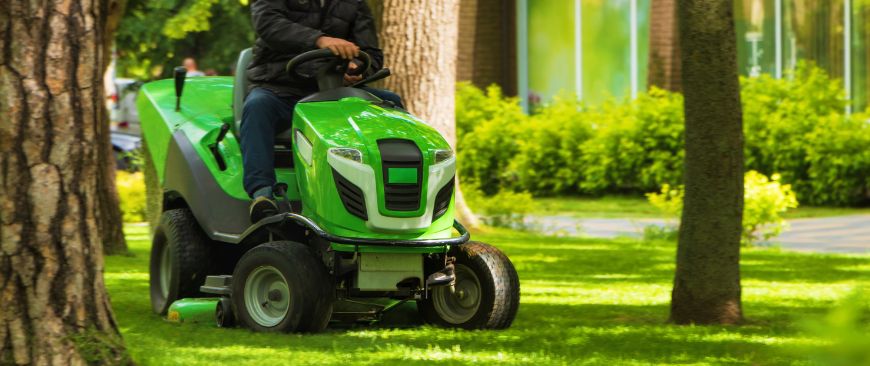 Tips for Winterizing Your Riding Lawn Mower