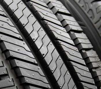 Different Types of Tread Patterns for Your Lawn Mower Tires