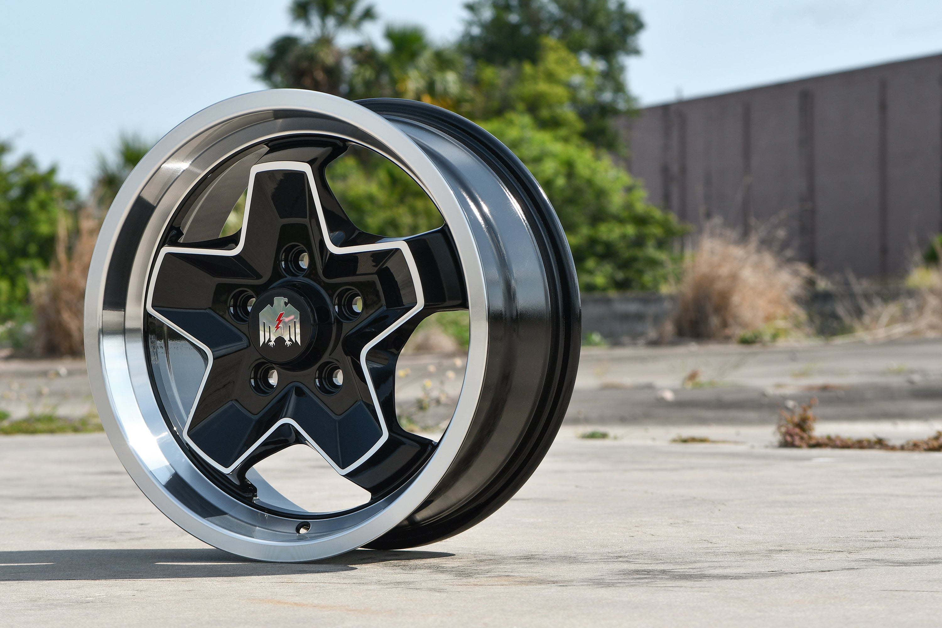 944 COOKIE CUTTER | Gloss Black Machined Face Edge | Antego Tire