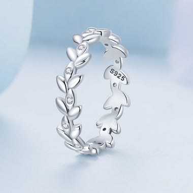 925 Sterling Silver Ring with CZ - Size 6.0 - Classic Style for Women - 0