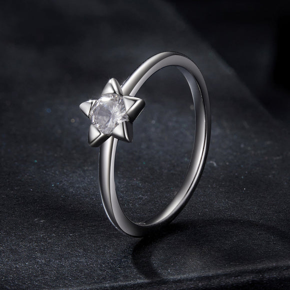 925 Sterling Silver 0.30 Carat Moissanite Ring Size 8