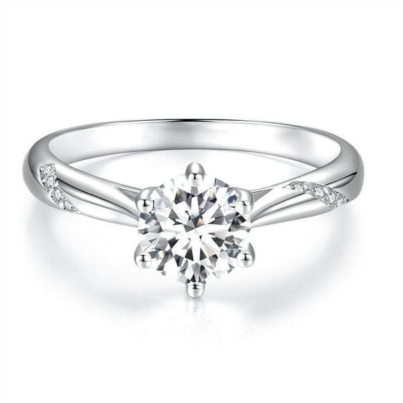 925 Sterling Silver Moissanite & Zircon Ring Size 5