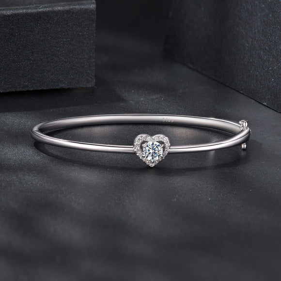 925 Sterling Silver Moissanite & CZ Bracelet Size 17 for Women