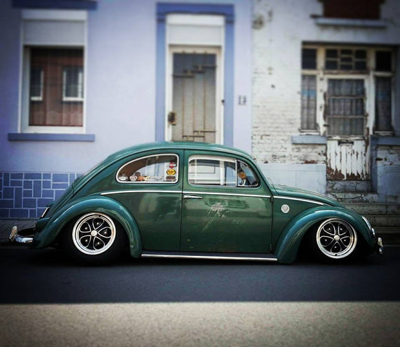 Falcon | Gloss Black Machined