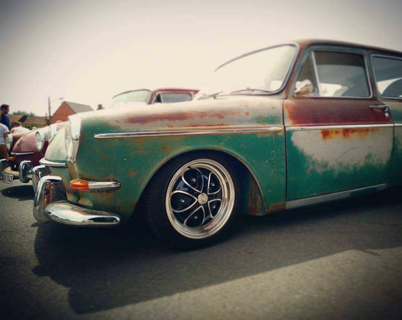 Falcon | Gloss Black Machined