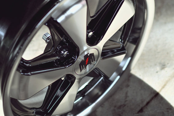 911 | Gloss Black/Machined Face & Lip