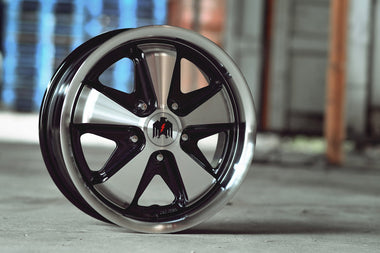 911 | Gloss Black/Machined Face & Lip - 0