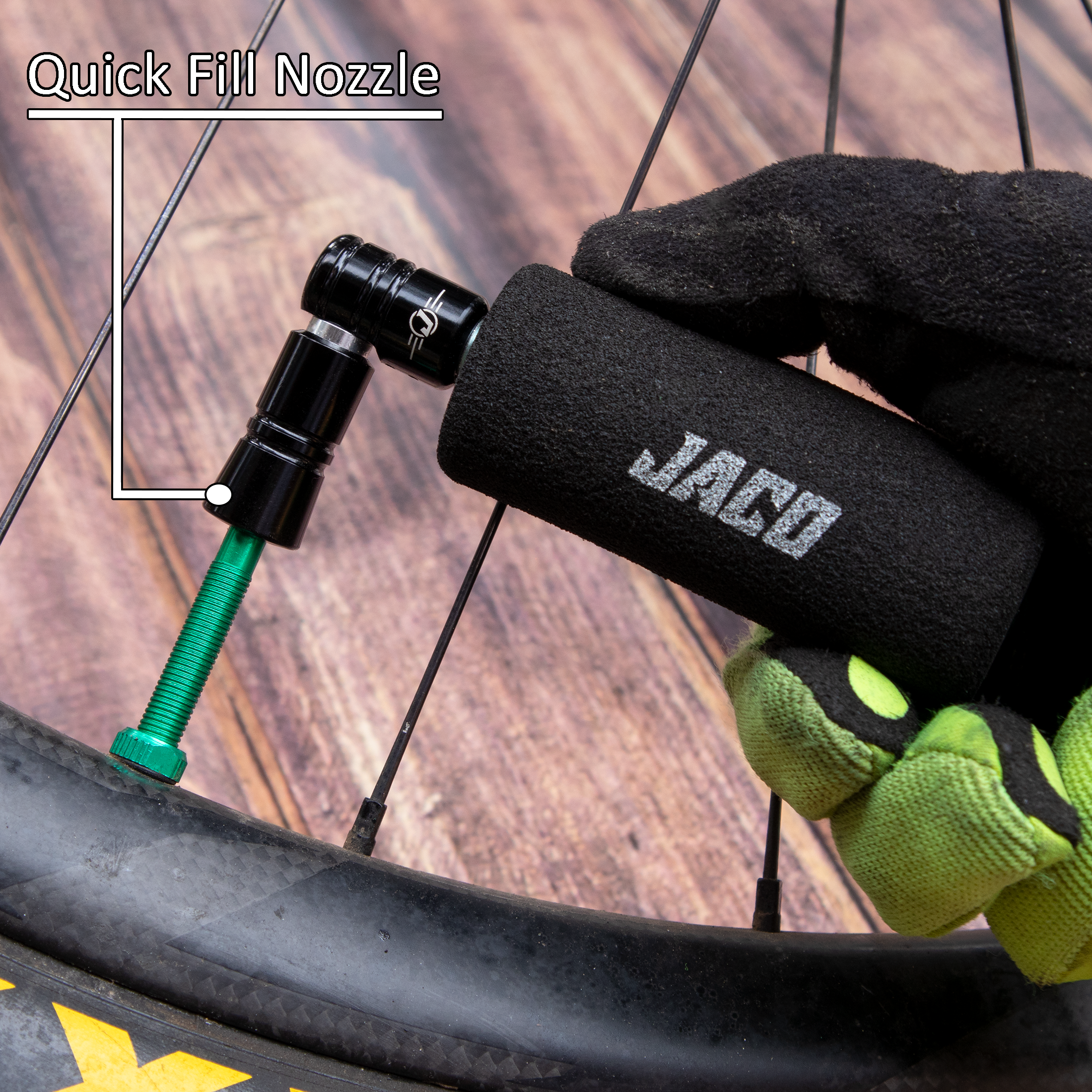 Lightning™ CO2 Inflator for Bike Tires (Presta + Schrader) (CO2 Cartridge Not Included)