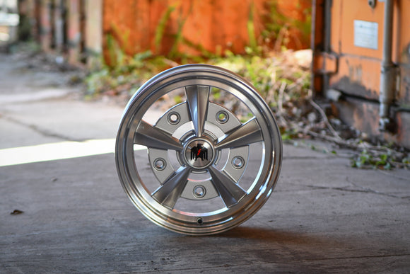 Hans | Gloss Silver Machined Lip