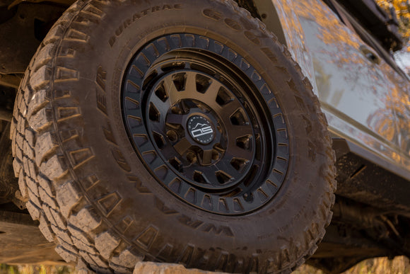 Overland Sector Venture 17x9 +0 5x114.3/5x127mm 71.5mm Satin Black